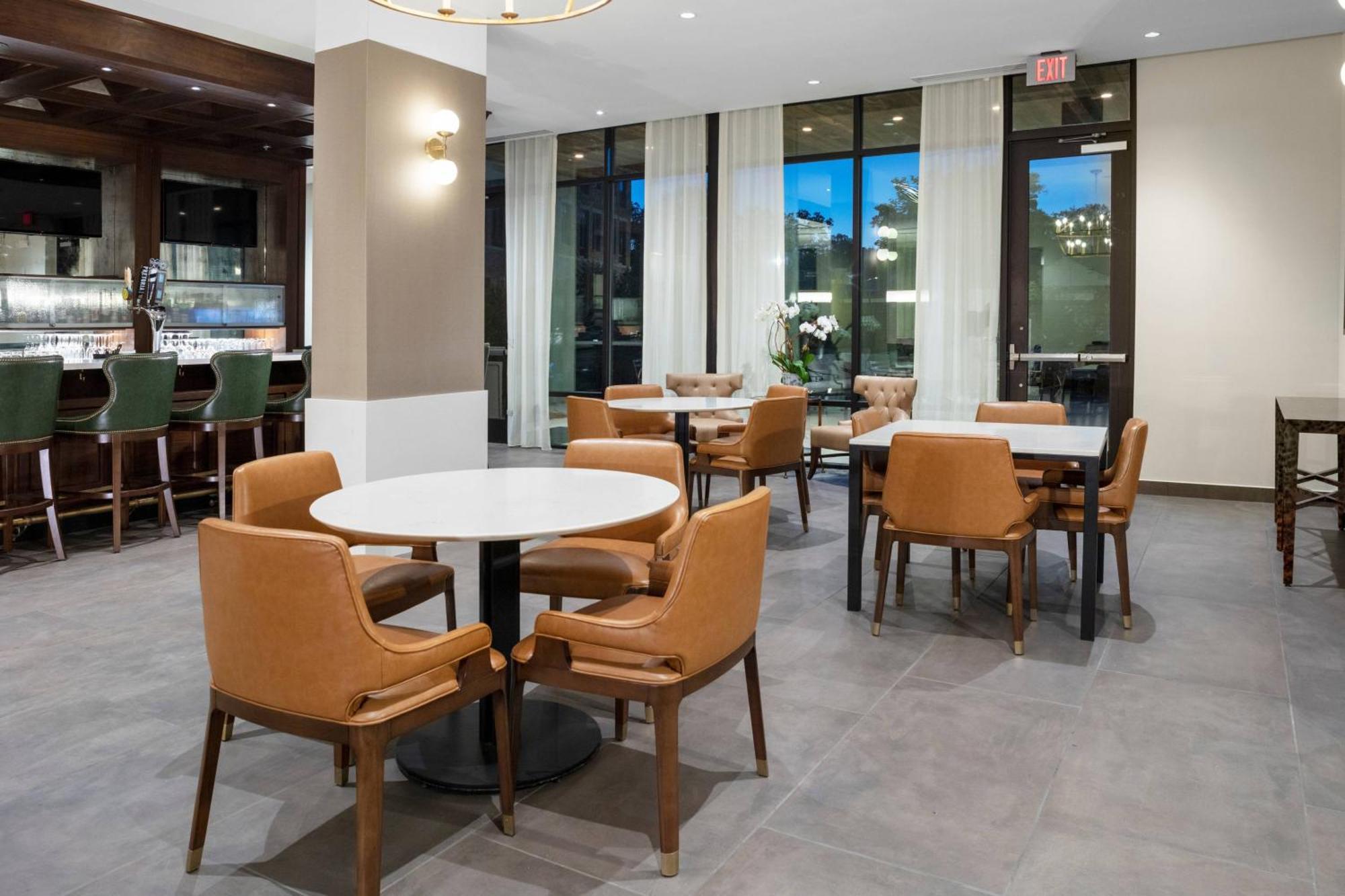 Courtyard By Marriott Thomasville Downtown Exterior photo